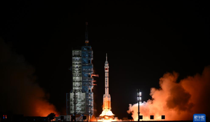神舟二十三号载人飞船发射取得圆满成功